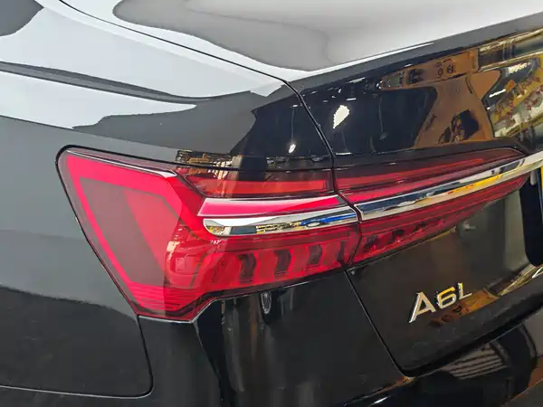 Audi A6L 2020
