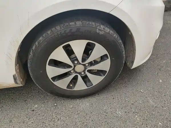 Kia K2 2015