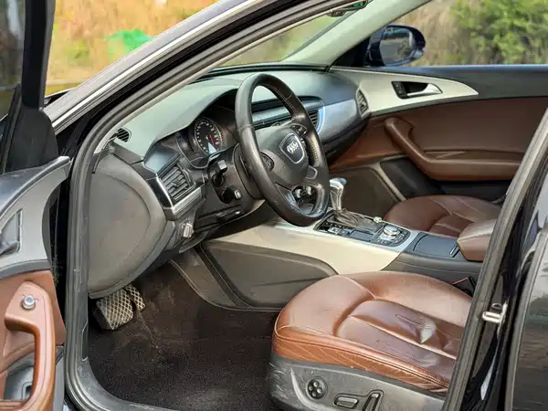 Audi A6L 2012