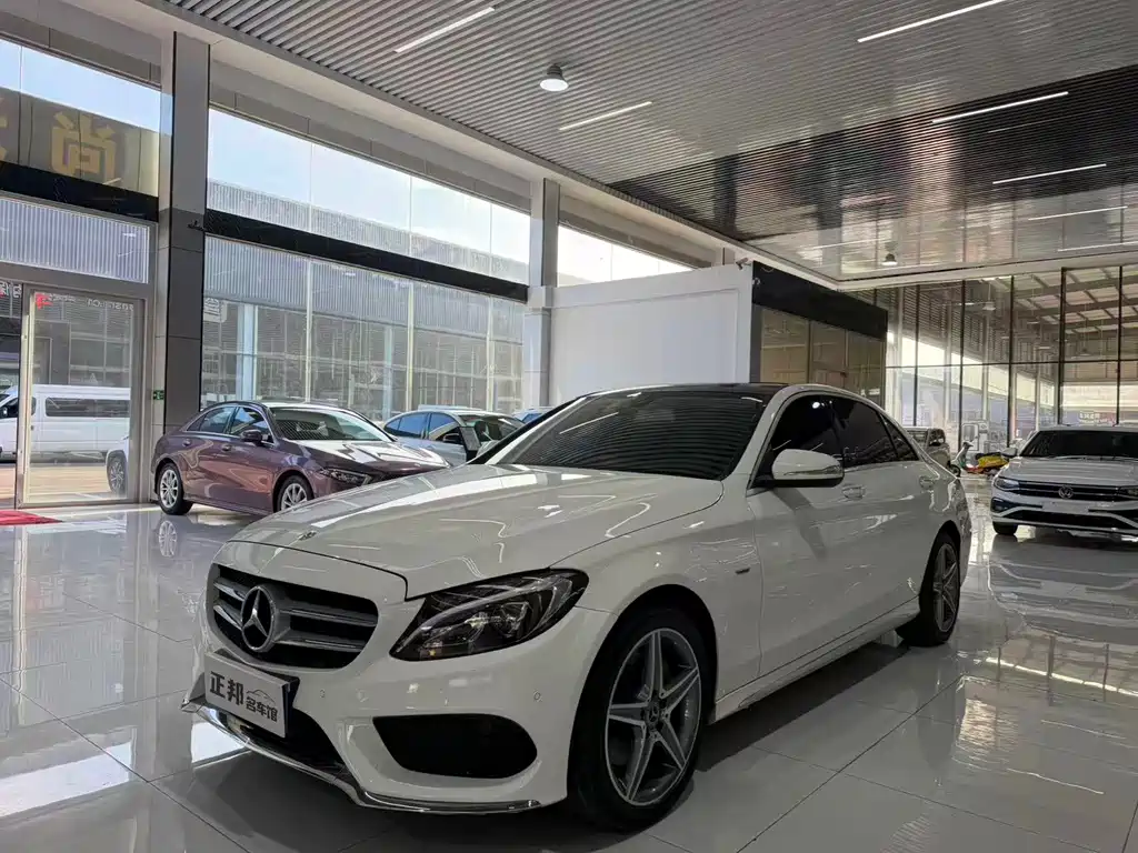 Mercedes-Benz C-Class 2018 — фото 2