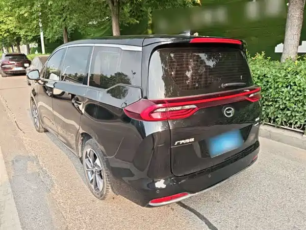 GAC Trumpchi M6 2021