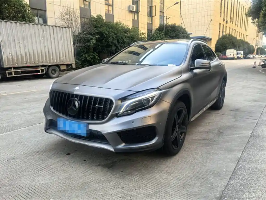 Mercedes-Benz GLA 2016