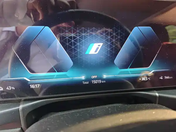BMW i3 2025