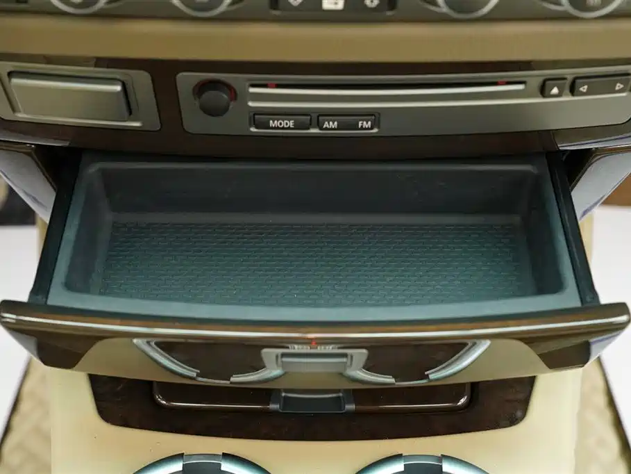 BMW 7 Series 2008 — фото 16