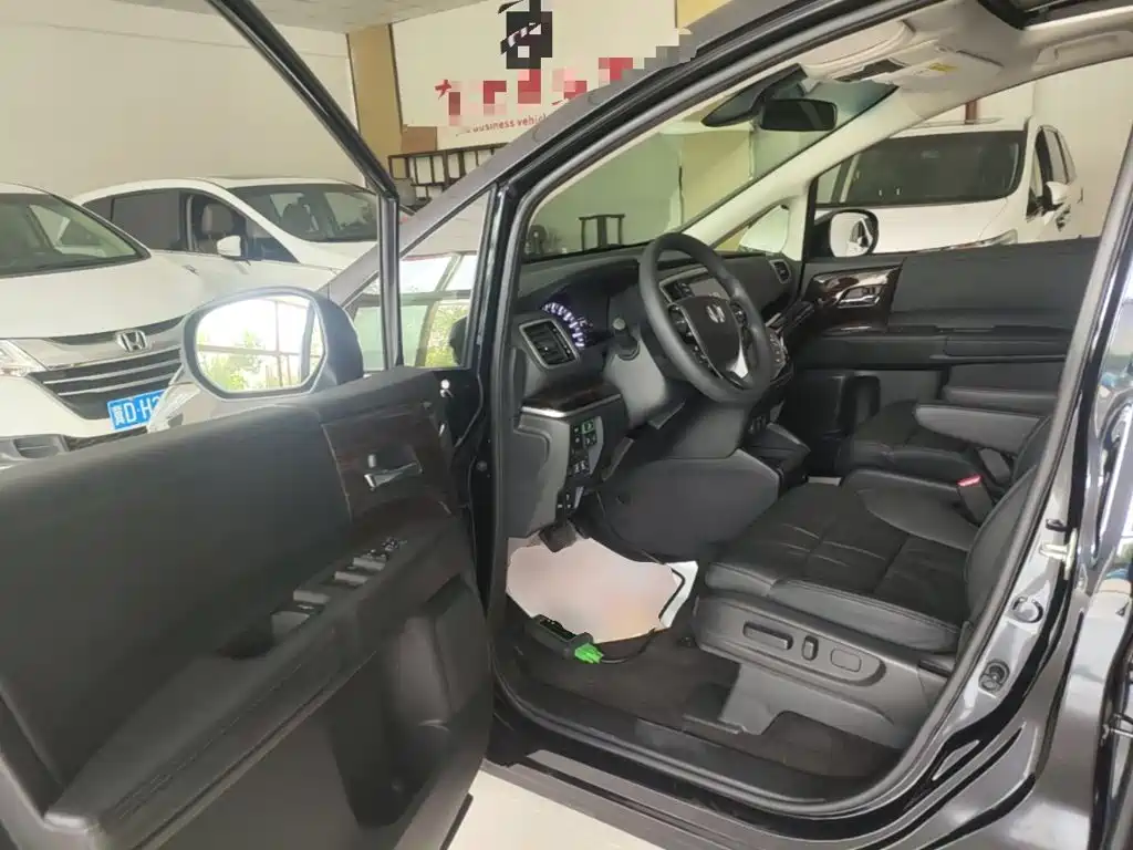 Honda Odyssey 2020 — фото 16