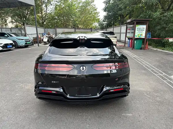 Denza Z9GT 2024