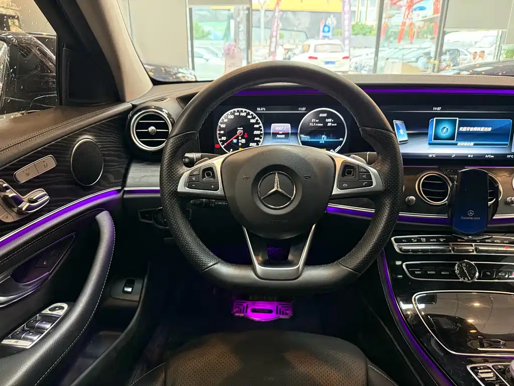 Mercedes-Benz E-Class 2017 — фото 16