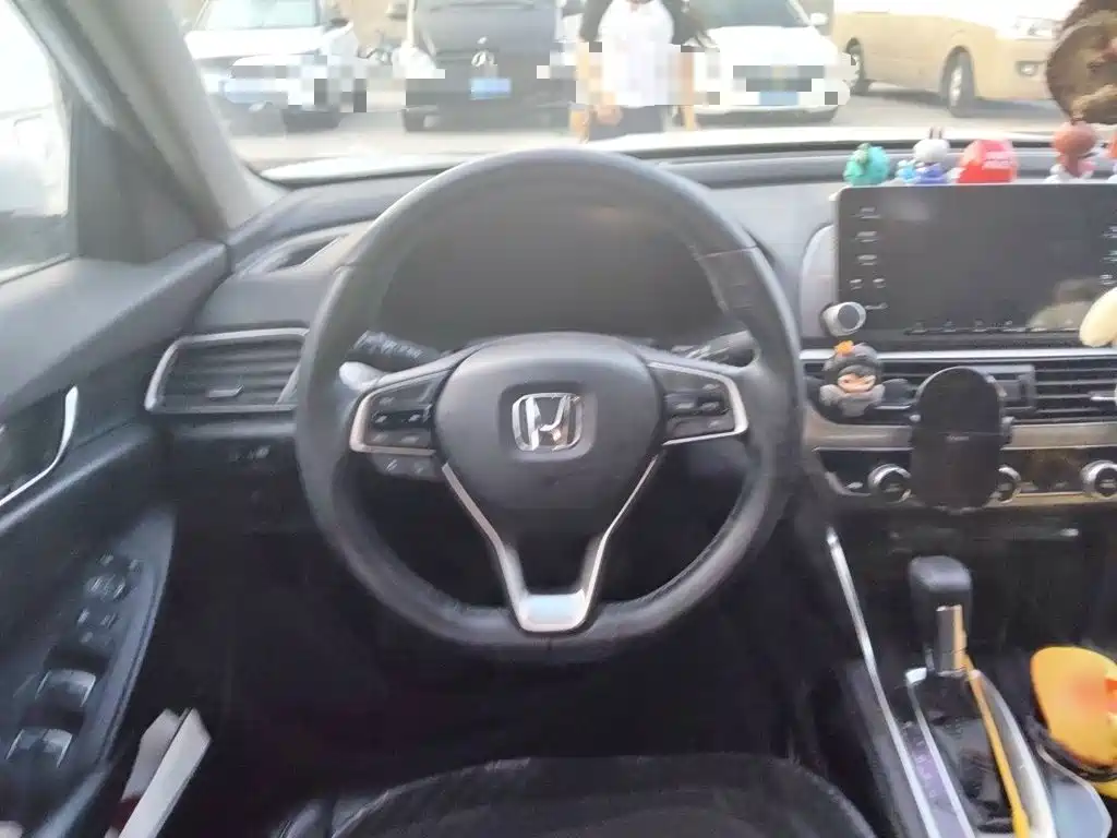 Honda Accord 2018 — фото 3
