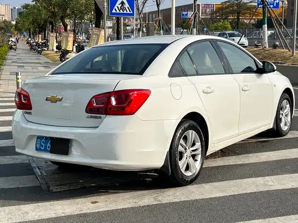 Chevrolet Cruze 2014