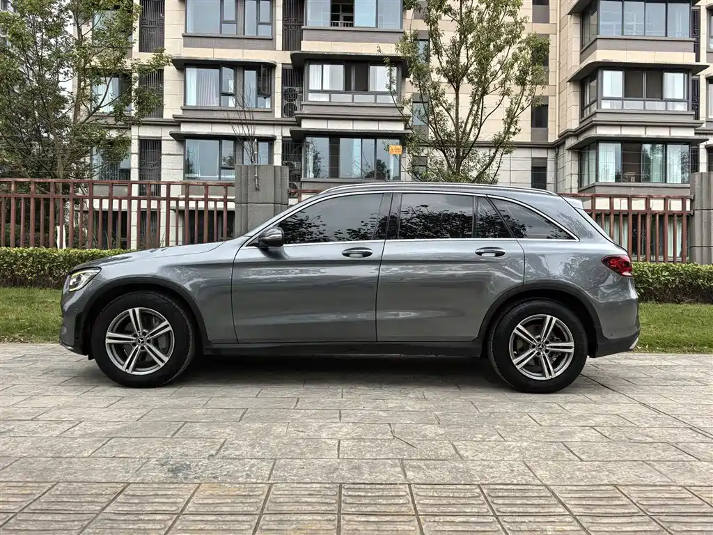 Mercedes-Benz GLC 2020 — фото 25