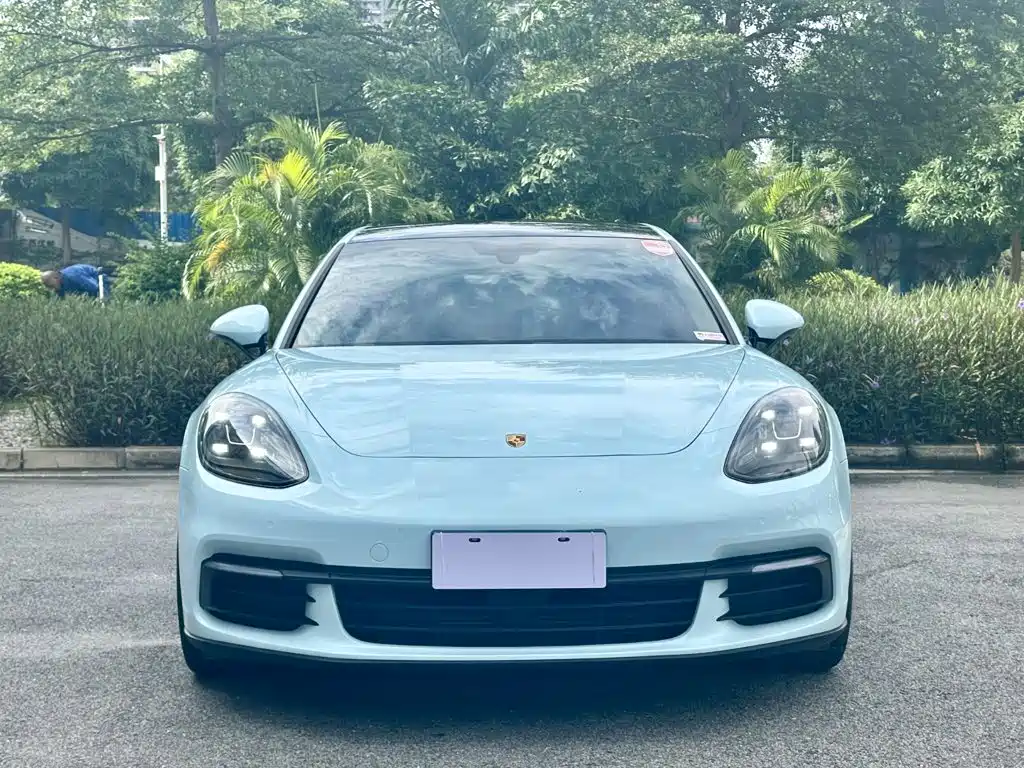 Porsche Panamera 2018 — фото 2