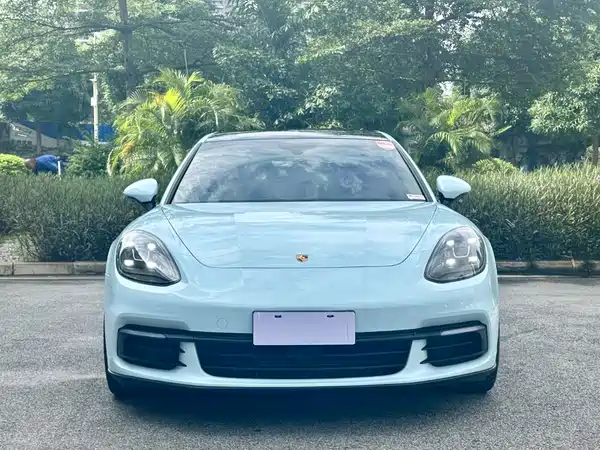 Porsche Panamera 2018
