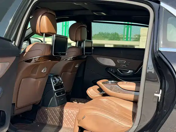 Mercedes-Benz Maybach S-Class 2015