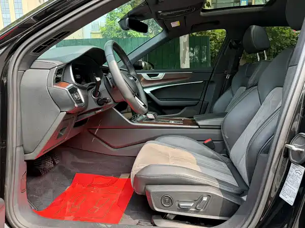 Audi A6L 2023