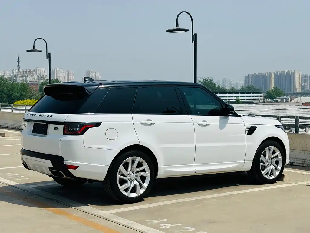 Land Rover Range Rover Sport 2021 — фото 4