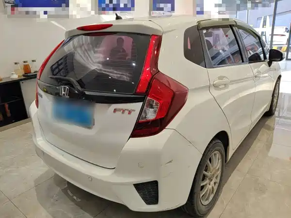 Honda Fit 2016