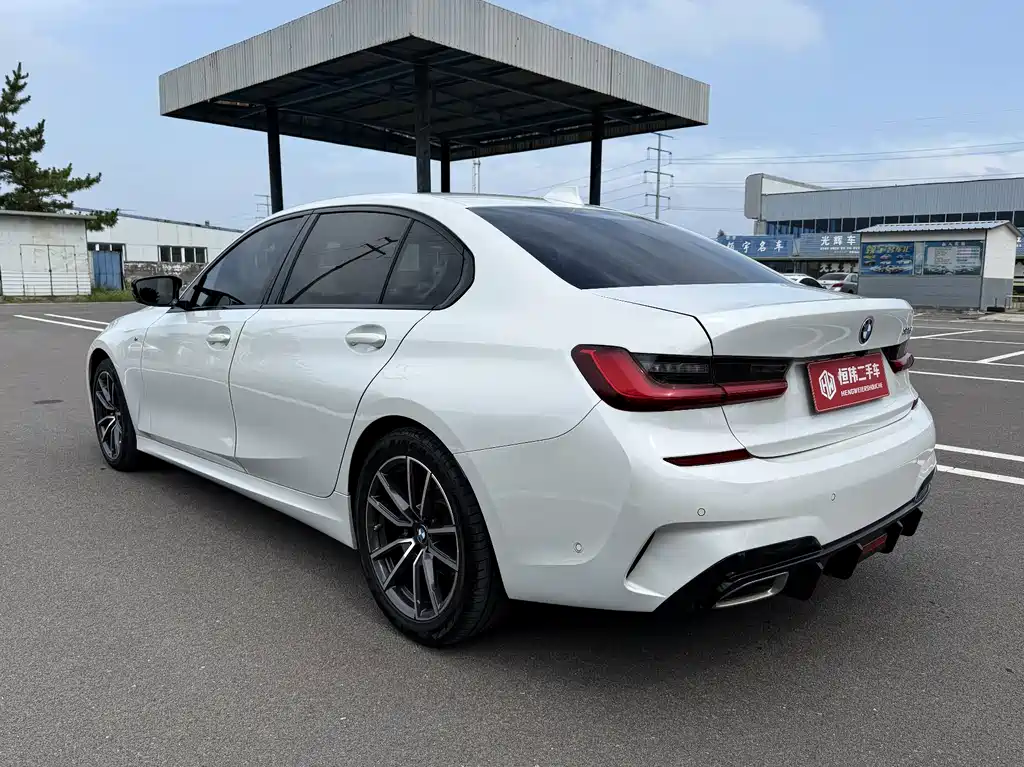 BMW 3 Series 2021