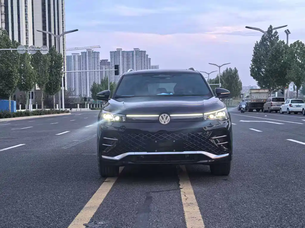 Volkswagen Tiguan L 2025