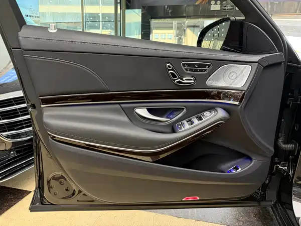 Mercedes-Benz Maybach S-Class 2020