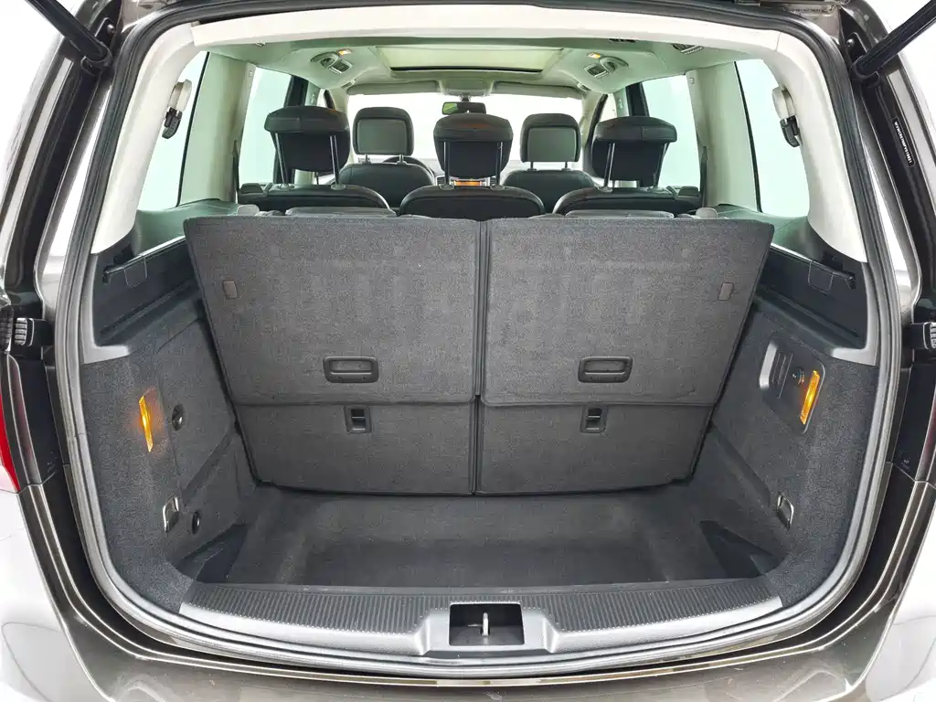 Volkswagen Sharan 2015 — фото 13