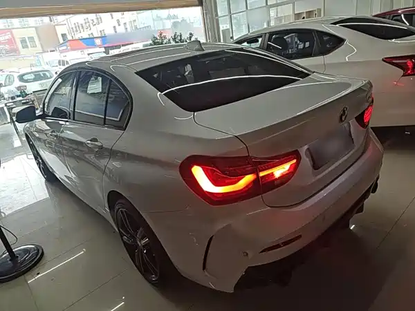 BMW 1 Series 2023