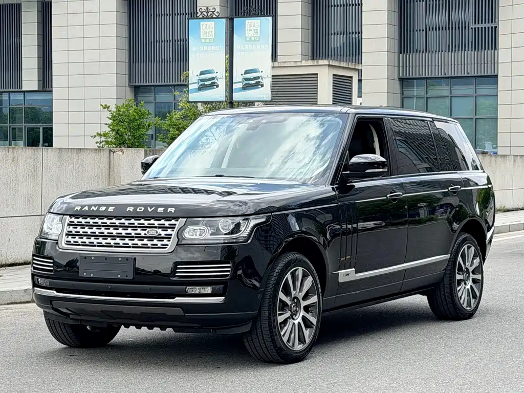 Land Rover Range Rover 2017 — фото 1