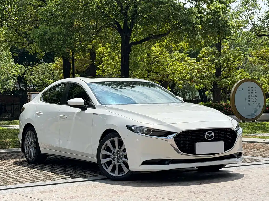Mazda 3 Axela 2020