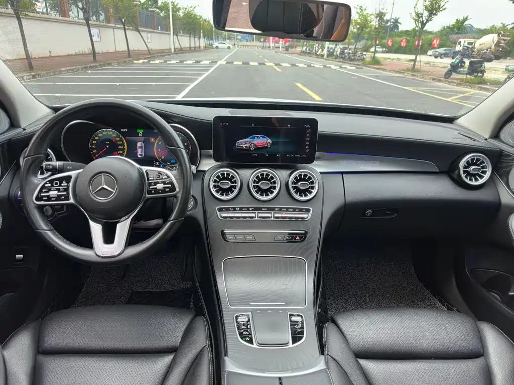 Mercedes-Benz C-Class 2019 — фото 10