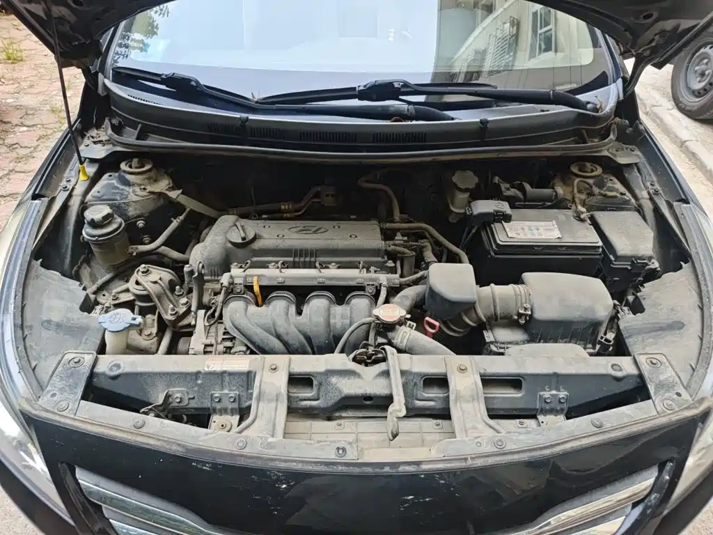 Hyundai Accent 2015 — фото 11