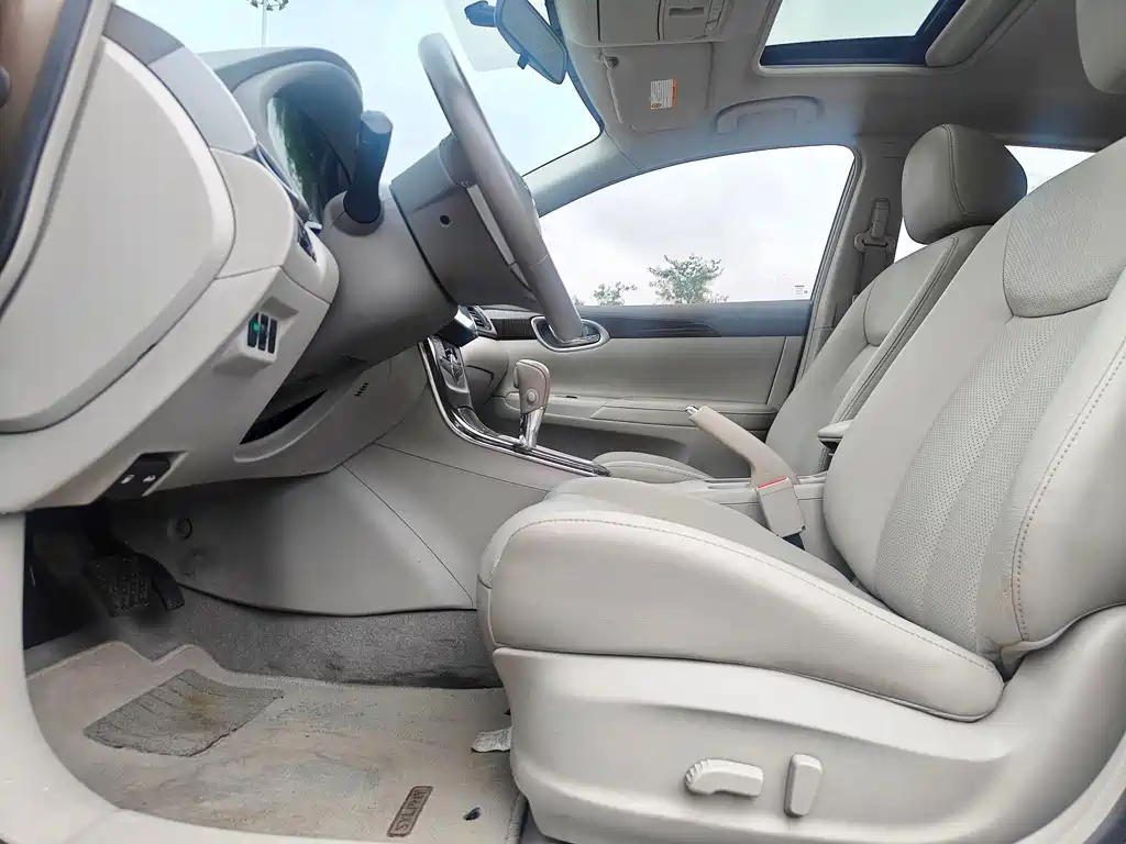 Nissan Sylphy 2013 — фото 14