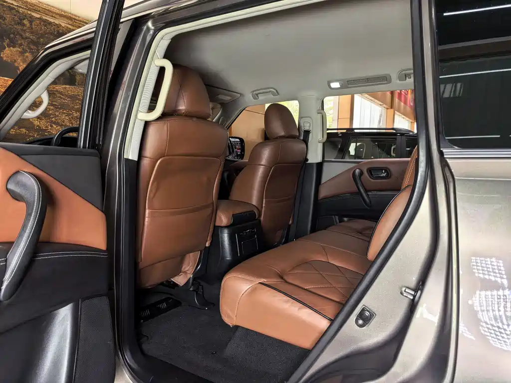 Nissan Patrol 2018 — фото 15