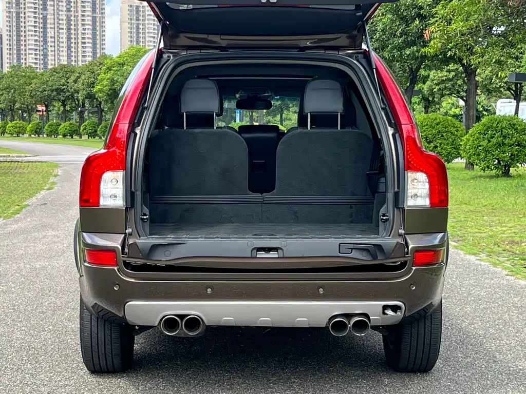 Volvo XC90 2014 — фото 19