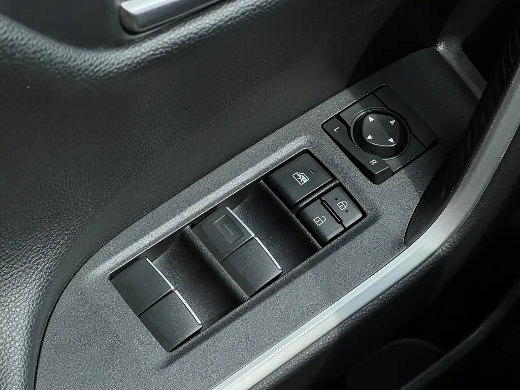 Toyota Wildlander 2022 — фото 15