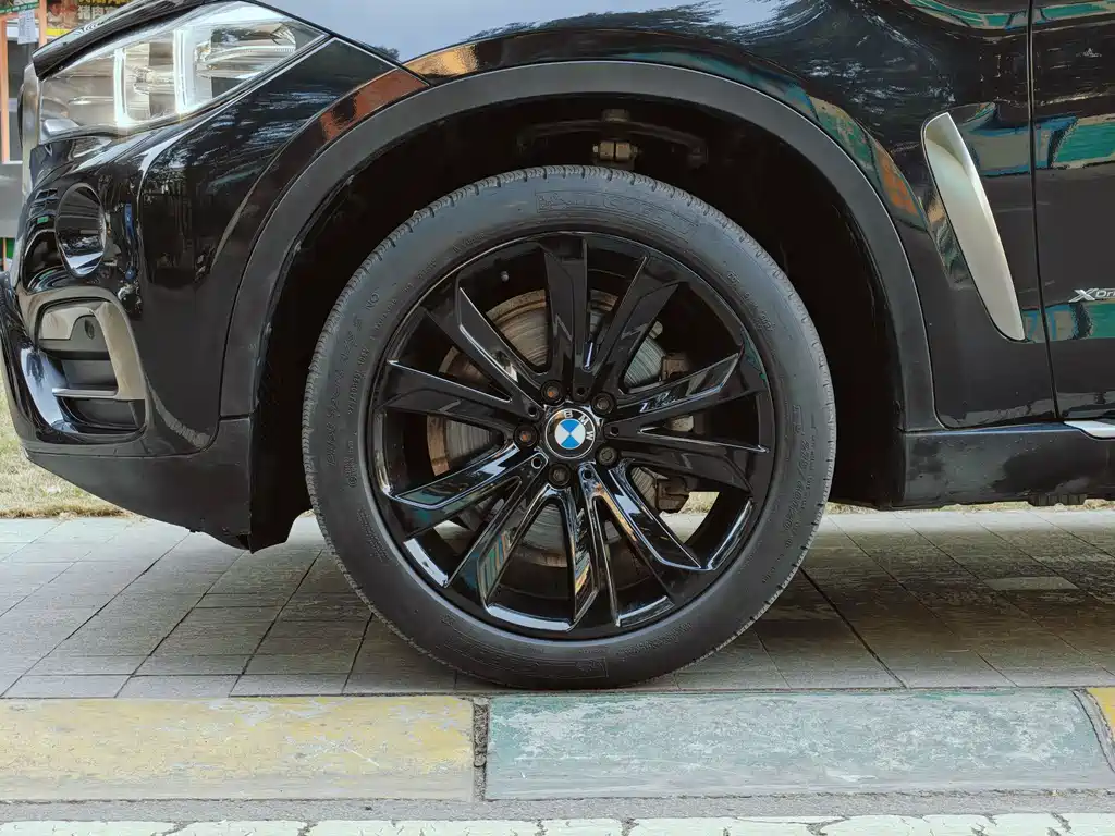 BMW X6 2017 — фото 14