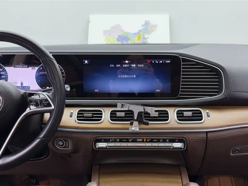 Mercedes-Benz GLE New Energy 2023 — фото 10