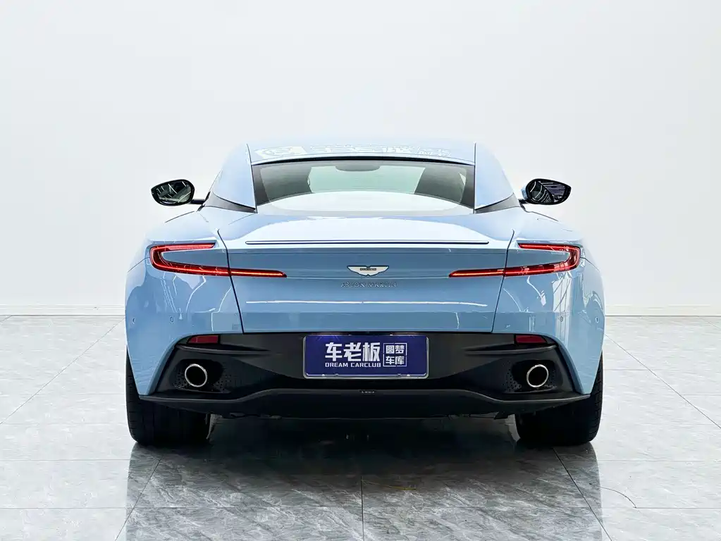 Aston Martin DB11 2020 — фото 5