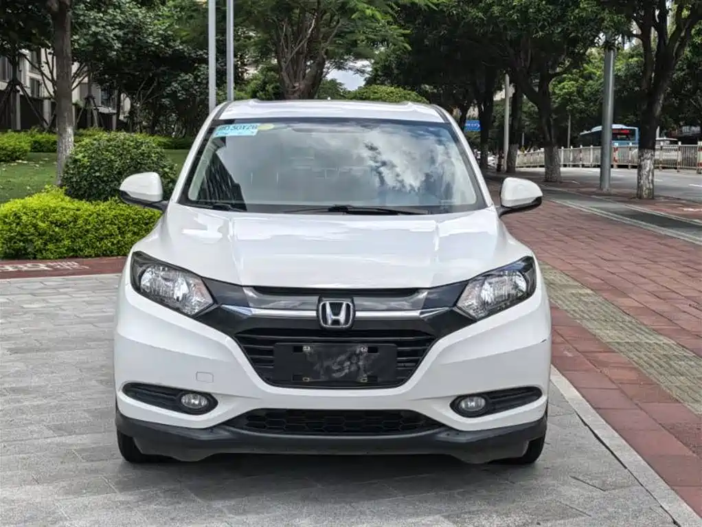 Honda Vezel 2016