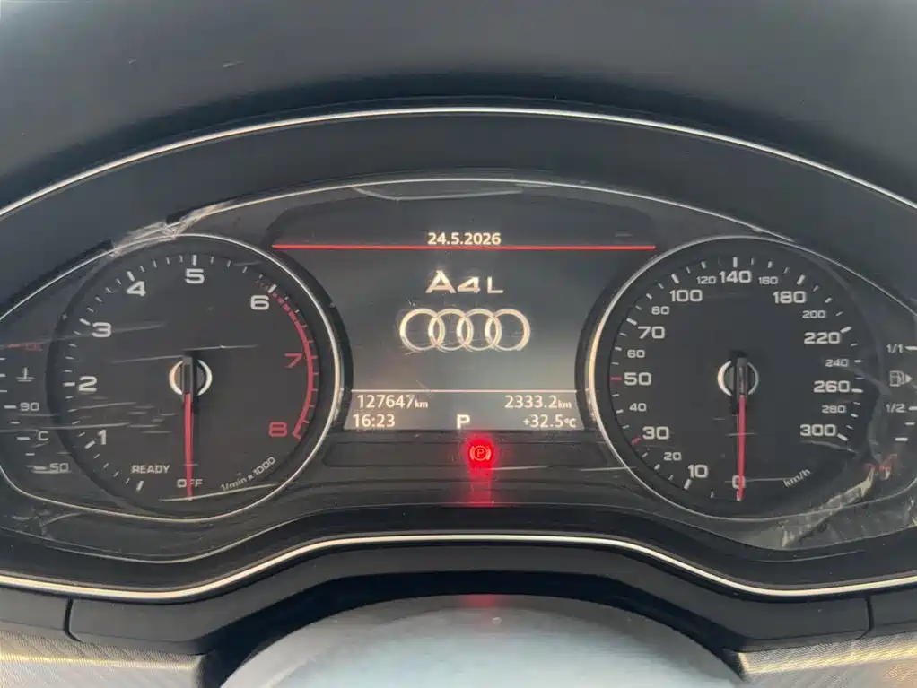 Audi A4L 2017 — фото 4