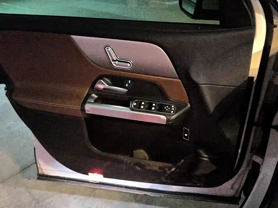 Mercedes-Benz GLB 2020