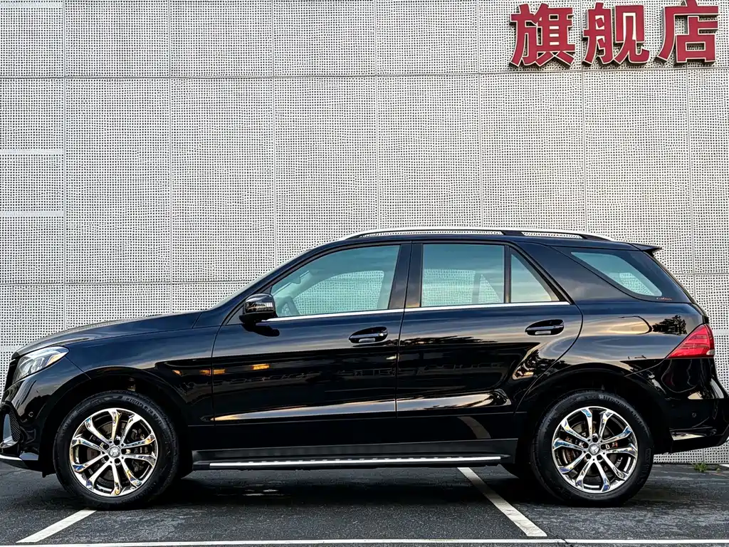 Mercedes-Benz GLE 2018