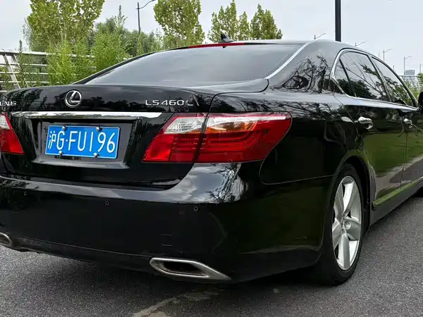 Lexus LS 2010