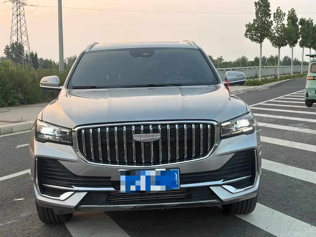 Geely Xingyue L 2025 — фото 2