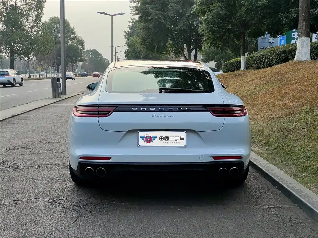 Porsche Panamera 2018 — фото 5