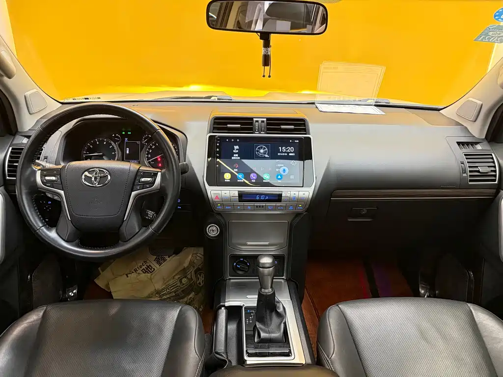 Toyota Prado 2019 — фото 10