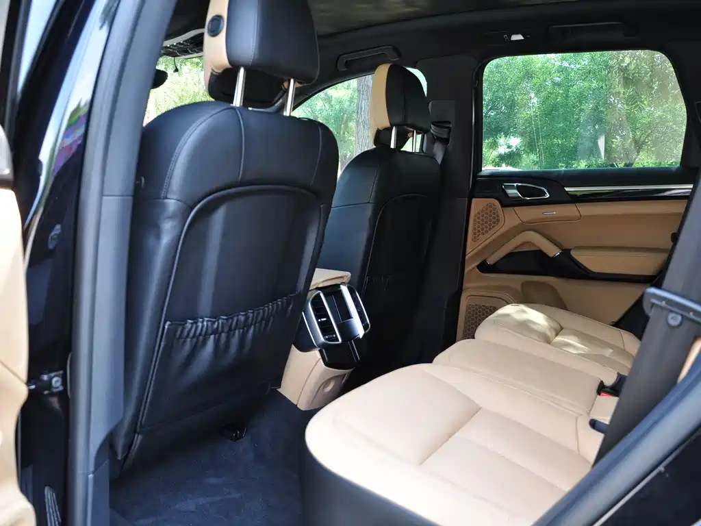 Porsche Cayenne 2017