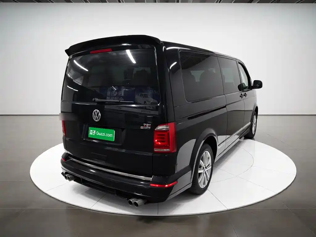 Volkswagen Caravelle 2017 — фото 12