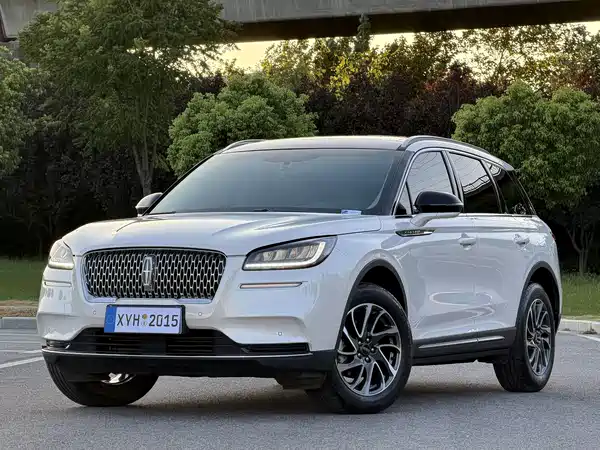 Lincoln Corsair 2023