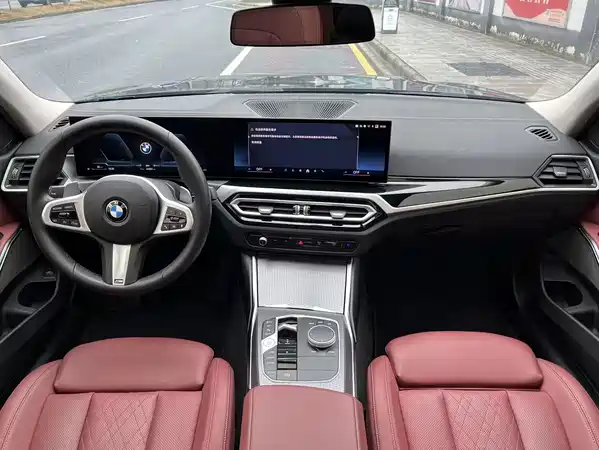 BMW 3 Series 2024