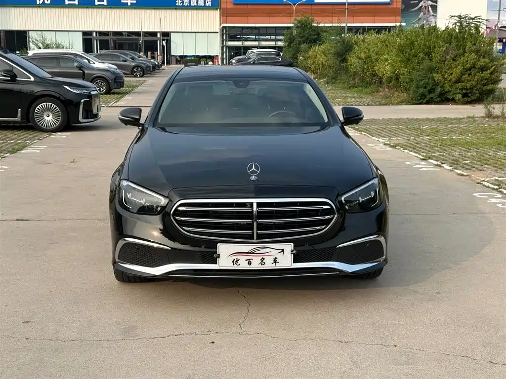 Mercedes-Benz E-Class 2023
