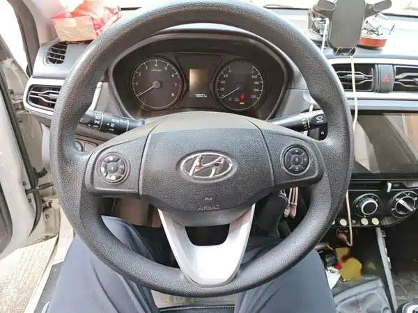Hyundai Accent 2019